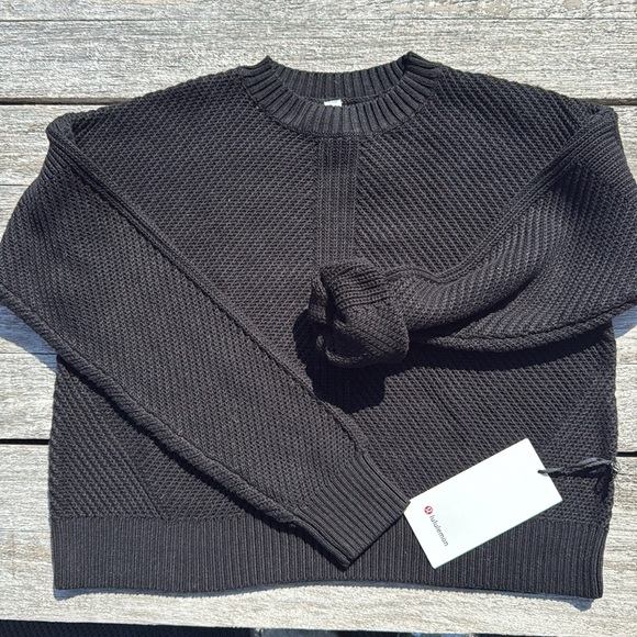 lululemon athletica Tops - Lululemon‎ New Heights Sweater Black size 6 NWT
